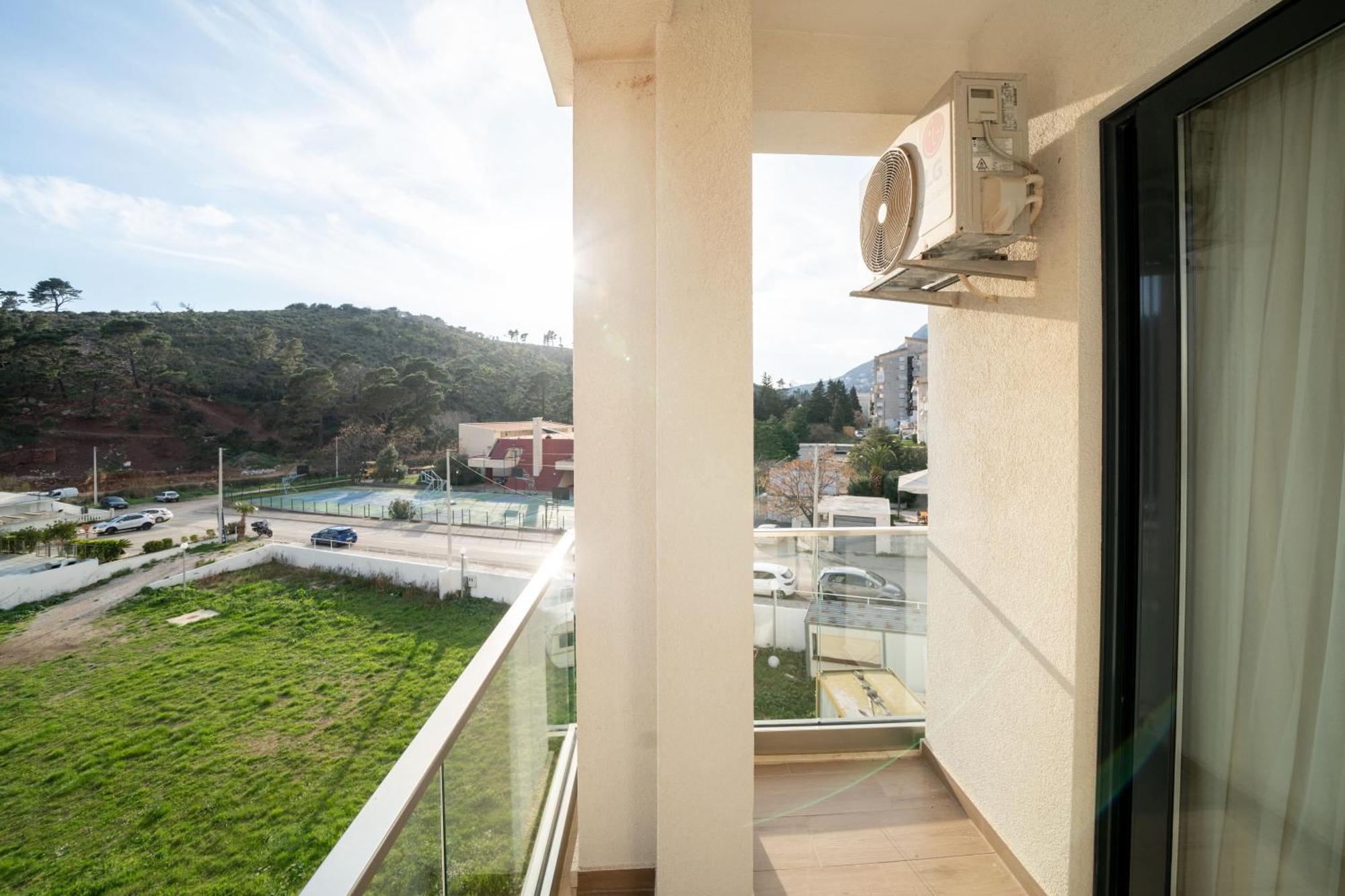Mariner Apartments Sutomore Kültér fotó